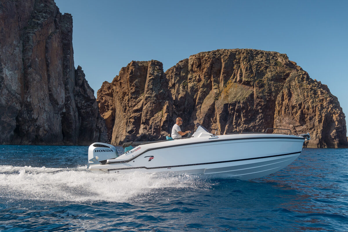 Boat rental experience in Milos — Polaris Rent